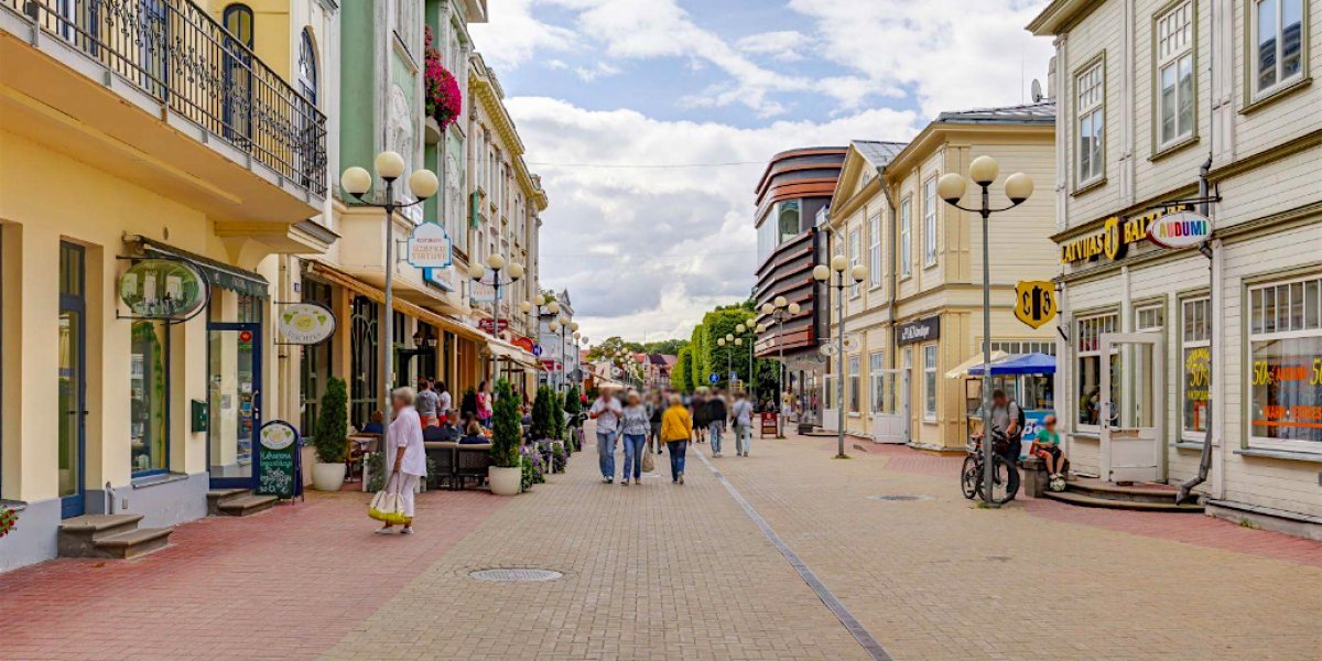 尤尔马拉